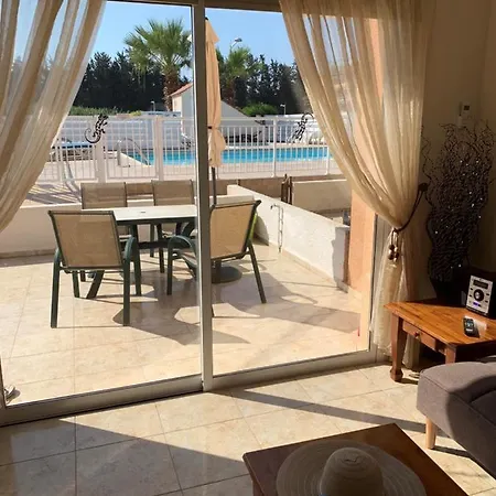 Апартаменты Poolside Ground Floor - B105 Walnut Grove